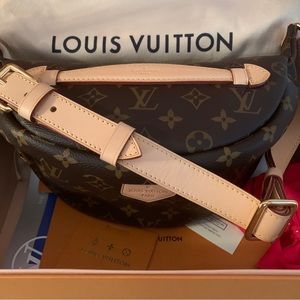 LOUIS VUITTON MONOGRAM BUMBAG NWT